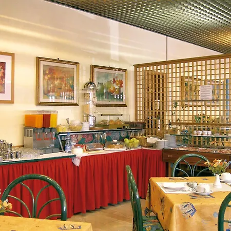 Bellaria Hotell 2*