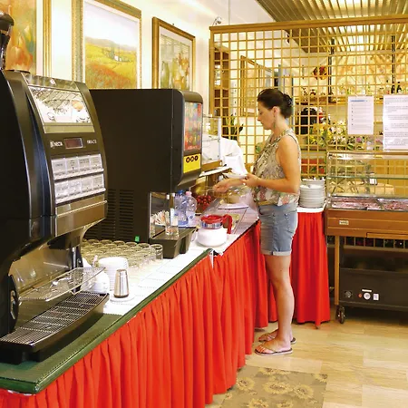 Bellaria Hotell 2*
